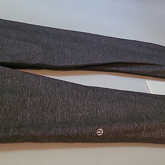 Lululemon Heathered Gray Black Band Lightweight Full Length Pants Wmns 6 Yoga - Picture 8 of 13
